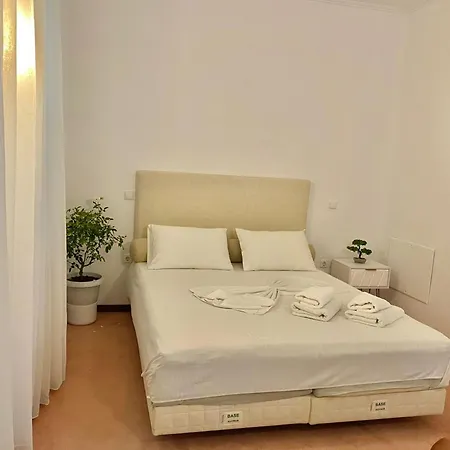 Corfu Dream House * Канони