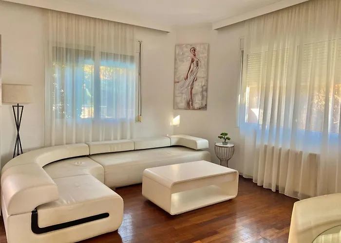 Corfu Dream House Канони